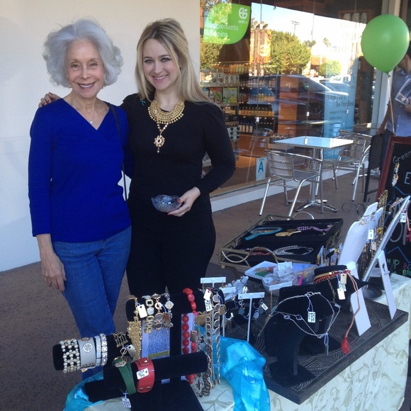 Meet your Posher, Rachel - Picture 7 of 8